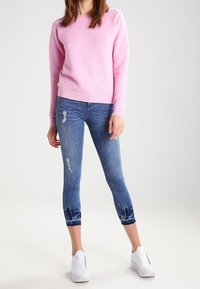 Modström Neule - pink