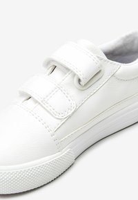 Next DOUBLE STRAP - Sneakers - white denim