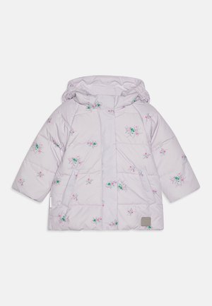 Gevoerde lila jas met capuchon, voorzien van bloemenborduursel in roze en groen, twee zijzakken en een gestructureerde afwerking.