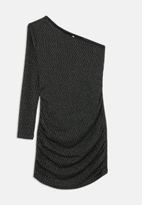 Vestido negro con un escote asimétrico, manga larga en un lado, tejido texturizado y sutiles patrones metálicos por todo el diseño.