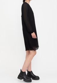 Soft Rebels Vestido informal - black