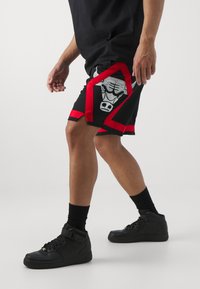 Nike Performance NBA CHICAGO BULLS CITY EDITION SHORT - Spordišortsid - black/university red