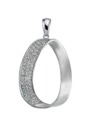 Pendentif en argent avec une surface lisse et polie, doté d'un côté texturé orné de petits cristaux clairs. Forme élégante en goutte d'eau.