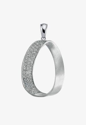 Pendentif en argent avec une surface lisse et polie, doté d'un côté texturé orné de petits cristaux clairs. Forme élégante en goutte d'eau.