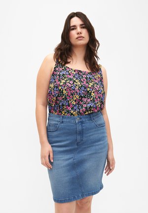 Zizzi FLASH - ENG ANLIEGENDER - Suknja od trapera - light blue denim