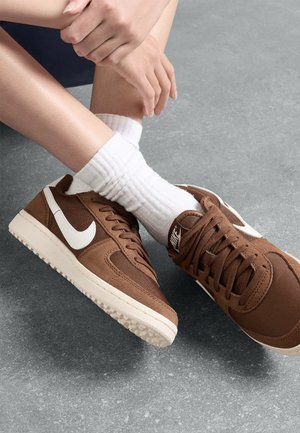 Nike Sportswear FIELD GENERAL - Tenisice - khaki/anthracite/brown