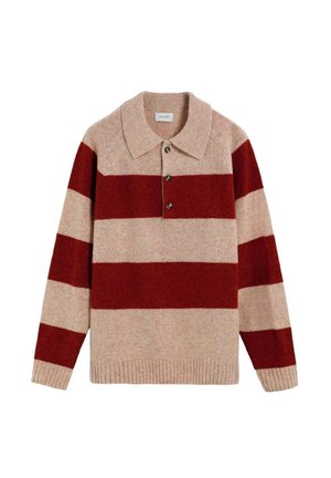 Pulover din lână de culoare bej cald, cu dungi orizontale îndrăznețe de culoare vișinie, având un guler clasic și o bandă cu trei nasturi, cu tiv și manșete cu model canelat.