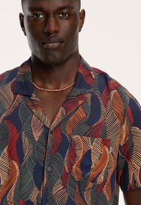Shiwi LEAVES - Srajca - black multicolor