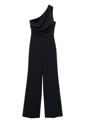Jumpsuit nero con spalla scoperta, tessuto drappeggiato, gambe ampie e un corpetto strutturato. Realizzato in un materiale liscio con dettagli minimi.