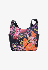 Unausgewählt, moonlit meadow