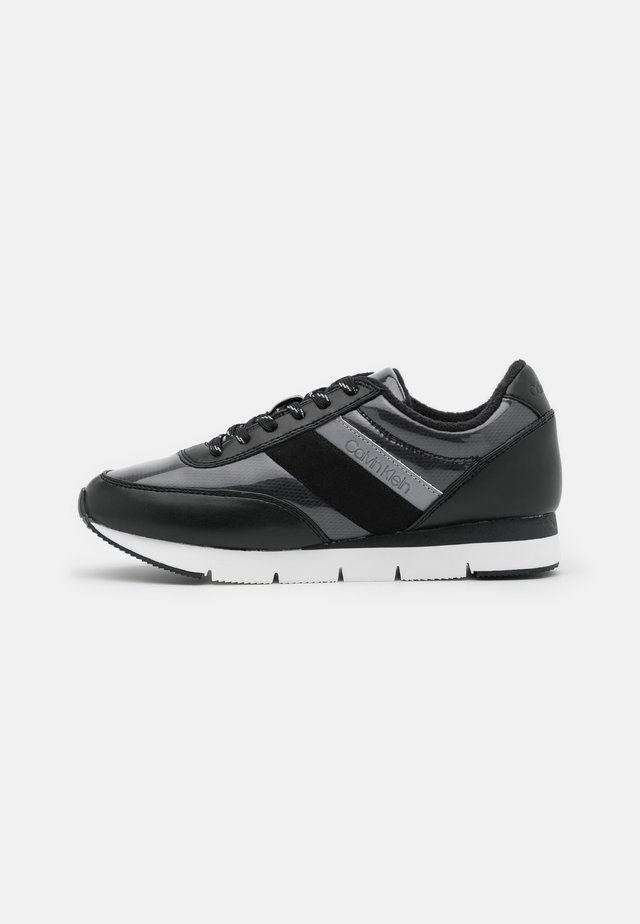TEA - Sneakersy niskie - black