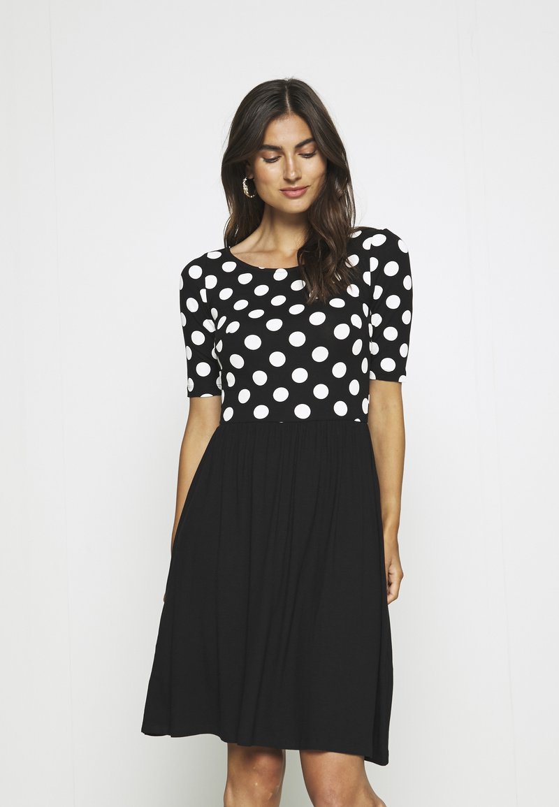 Anna Field Jersey dress black/white/black Zalando.ie
