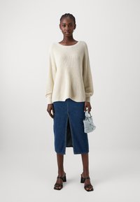ONLY ONLHILDE LIFE - Strickpullover - birch