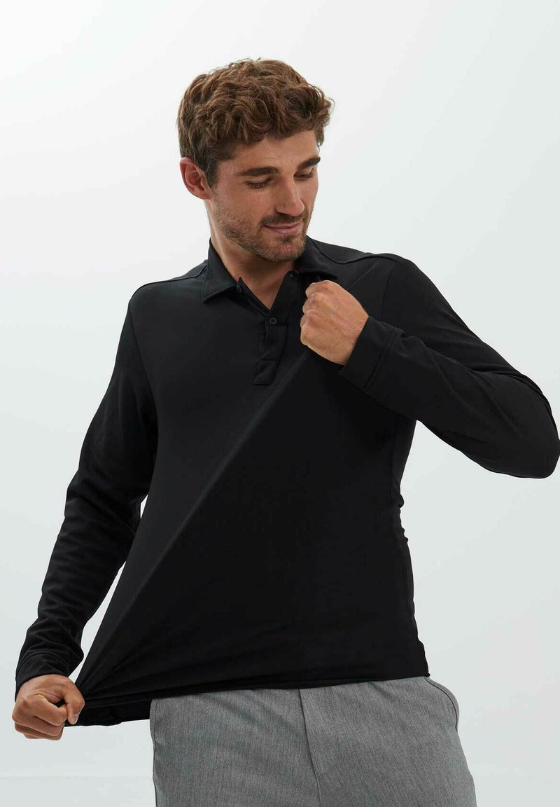wrinkle free t shirt