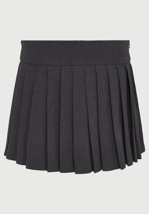 Hall gris pleated seeliku, millel on tasane vöökoht ja lukuga sulgur, valmistatud tekstureeritud kangast, sügavate ja ühtlaselt jaotatud voldikutega.