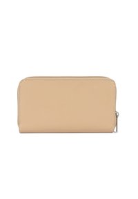 Portefeuille en cuir beige avec une texture lisse, de forme rectangulaire, fermeture éclair et tirette de zip en acier inoxydable d'un côté.