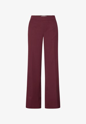 Pantalons larges en tissu bordeaux. Présentent une texture lisse et une taille haute sans ouvertures ou embellissements visibles.