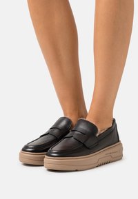 Kennel + Schmenger Polobotky - black