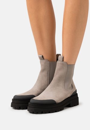 Kennel + Schmenger POINT - Botas de tornozelo com plataforma - grey/black