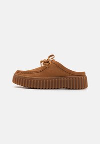 Unselected, light tan