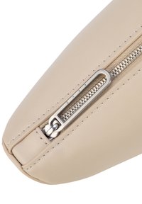 Bree UNISEX SHOULDER THE ICONS VERSO - Borsa a tracolla - reines weiß