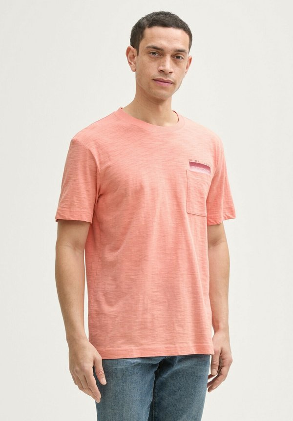 T-Shirt print - hazy coral rose