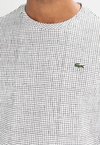 Lacoste LIVE Sudadera - white