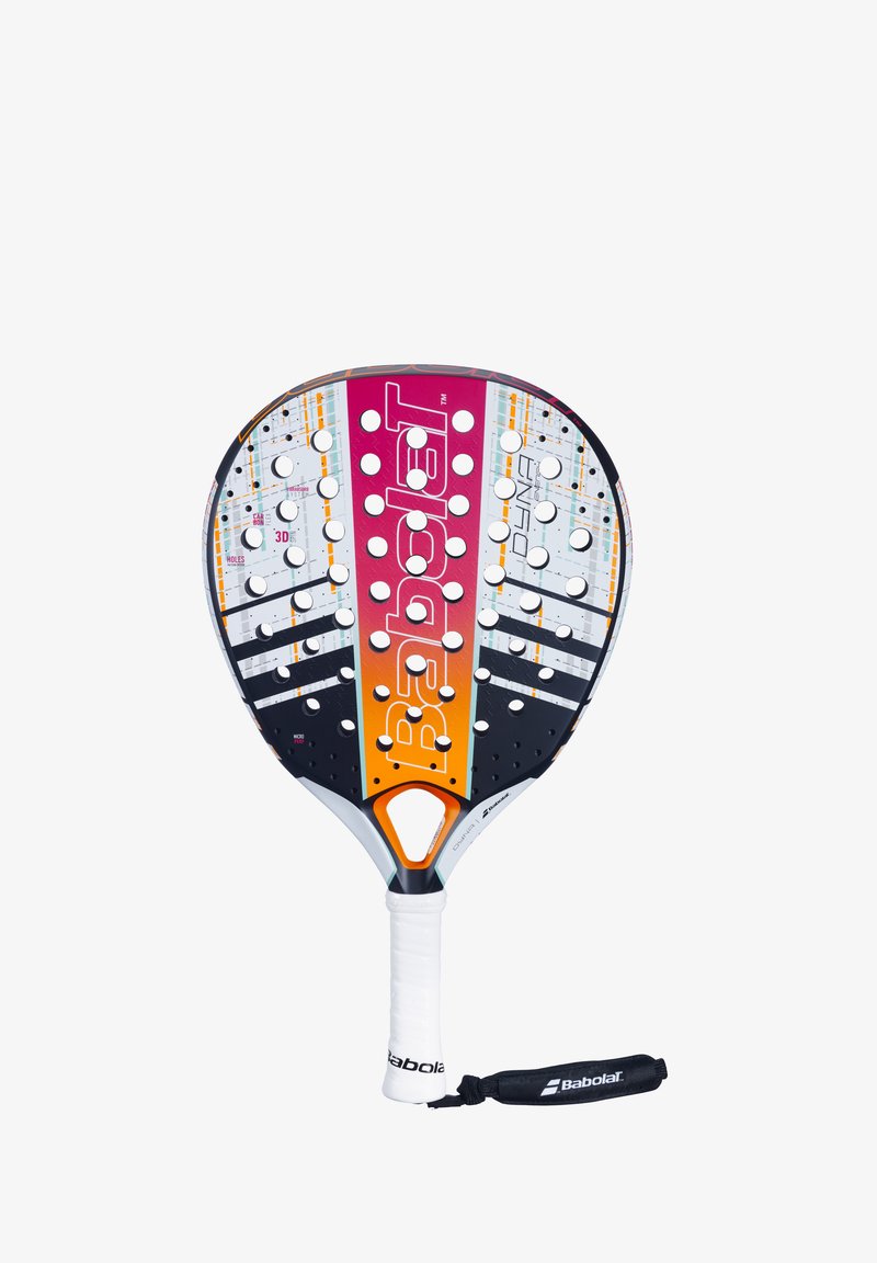 Babolat padelracket med en triangulær form, blandet sort, hvid og pink design, perforeret overflade og tekstureret greb.