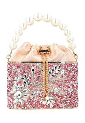 Mała torebka wieczorowa z różowymi i srebrnymi kryształkami, kwiatowymi wzorami z kryształów, złotym łańcuszkiem zamykającym oraz uchwytem z pereł.