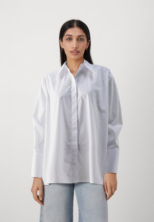 ELVIE - Bluza z gumbi - bright white