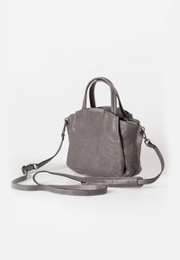 Borsa a tracolla grigia in pelle con due manici corti, una tracolla removibile e un design strutturato. Texture liscia e dettagli di cucitura delicati.