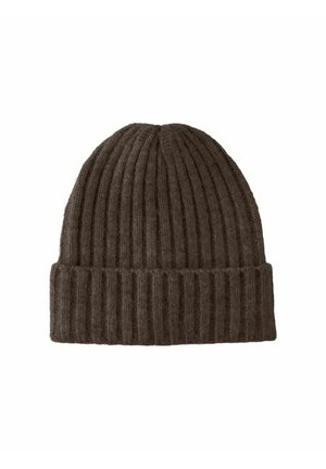 Beanie in maglia a coste marrone con risvolto, caratterizzato da una morbida texture e una vestibilità aderente, progettato per calore e stile durante il clima più fresco.