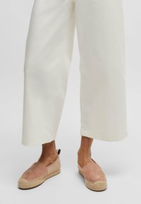 BOSS Espadrillas - light brown five