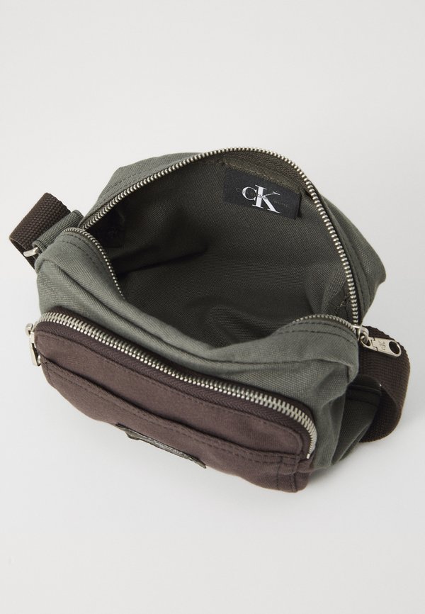 WORKWEAR CAMERA BAG POCKET - Cross body bag - beluga4