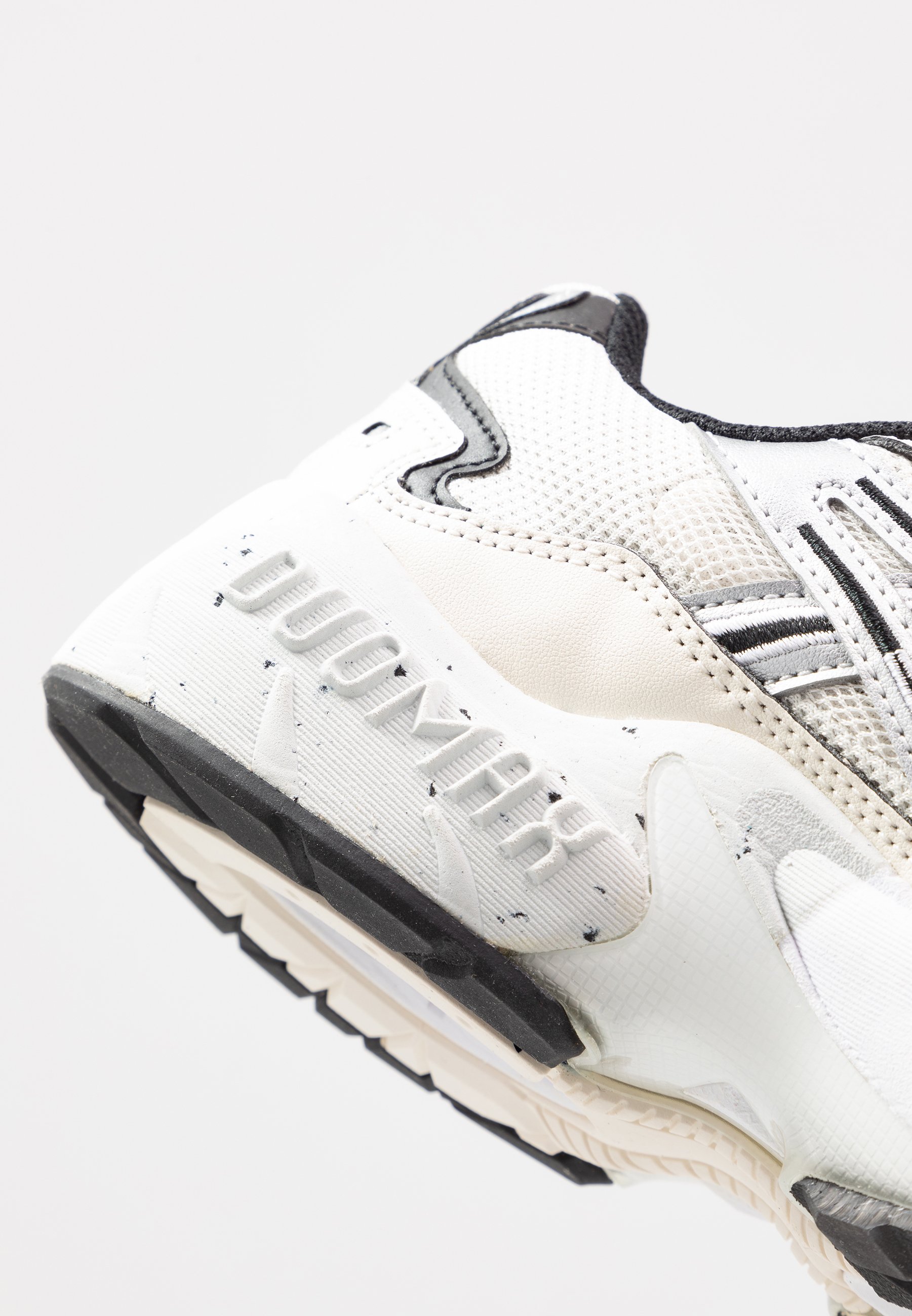 asics gel kayano 5 birch silver