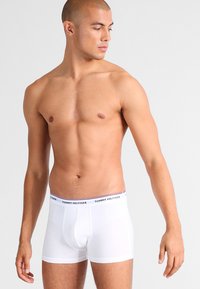 Tommy Hilfiger PREMIUM ESSENTIALS TRUNK 3 PACK - Bokserbriefs - white