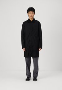 Selected Homme SLHWALTER WAXED - Short coat - black