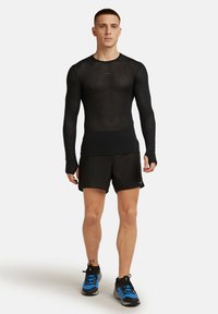 icebreaker Langarmshirt - black