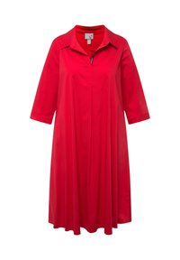 Punainen polvimittainen kauluksellinen mekko, jossa on kolmen neljänneksen hihat, etuaukko ja sileä kangaspinta.