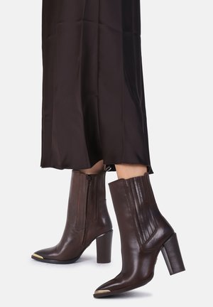 NEW-AMERICANA - Stivaletti - coffee bean