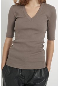 InWear T-shirt - bas - brown