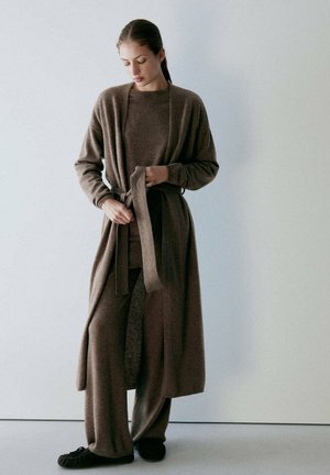 Mango, ADULT - Strickjacke - brown