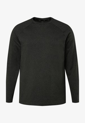 Pitkähihaisen tummanharmaan paidan teksturoidulla pinnalla, jossa on pyöreä pääntie ja raglan-hihat. Pienen logon yksityiskohta rinnassa.