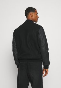 Schott USA - Bomber Jacket - black/black