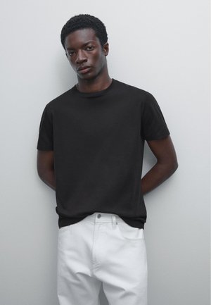 Massimo Dutti Basic T-shirt - black
