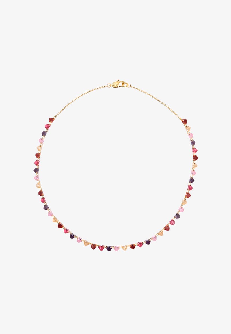 Collier doré avec une succession de pierres précieuses en forme de cœur dans des nuances de rouge, rose, violet et transparent, fermé par un fermoir en forme de homard.