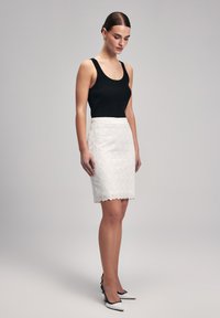 adL CAMILLE - Minisukně - light beige