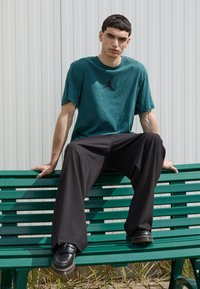 Jordan JUMPMAN SHORT SLEEVE CREW - Spordi T-särk - oxidized green/black