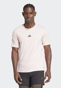 adidas Performance POWER WORKOUT - Sports T-shirt - sandy pink black