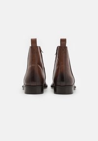 Zign LEATHER - Botines - brown